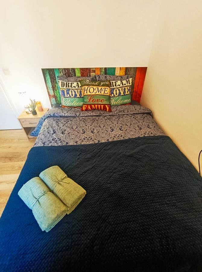 By Port Vell Rooms Barcelona Ngoại thất bức ảnh