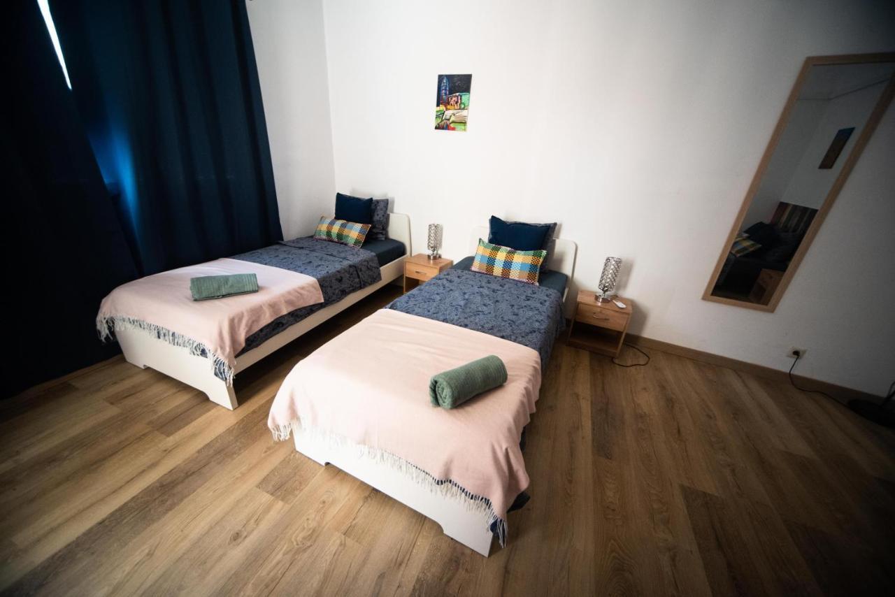 By Port Vell Rooms Barcelona Ngoại thất bức ảnh