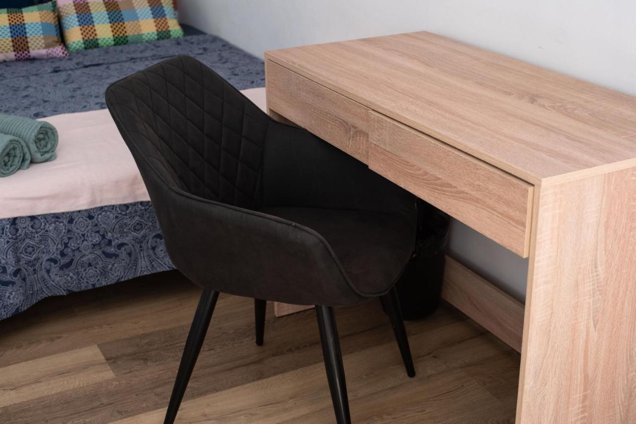 By Port Vell Rooms Barcelona Ngoại thất bức ảnh